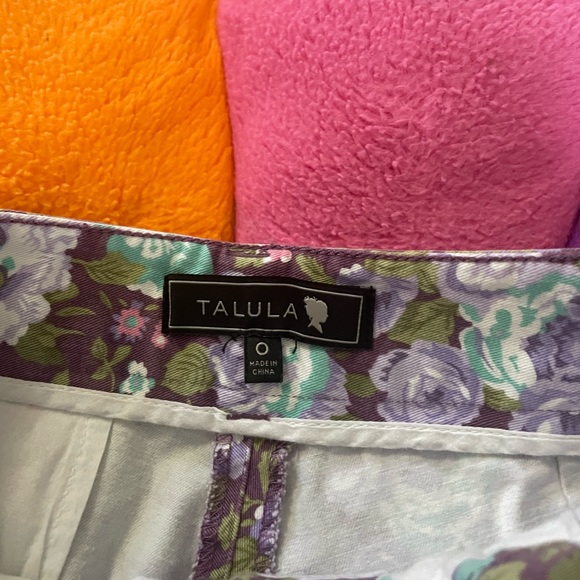 Talula flower denim shorts - Picture 4 of 5